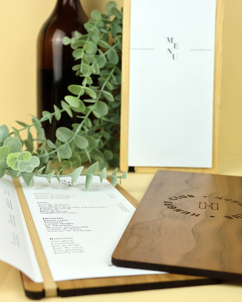 Porte Menu en bois « L'Allongé Tendu »