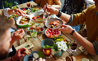 Les tendances restauration 2026 qui vont redéfinir l’expérience
